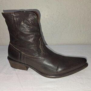 Frye Chocolate Brown Calfskin Leather Smooth Pointed Toe Inside Zip Boots 13 D